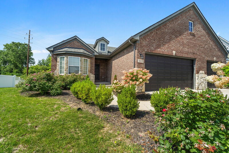 523 Falcon Dr, Dundee, MI 48131 House Rental in Dundee, MI