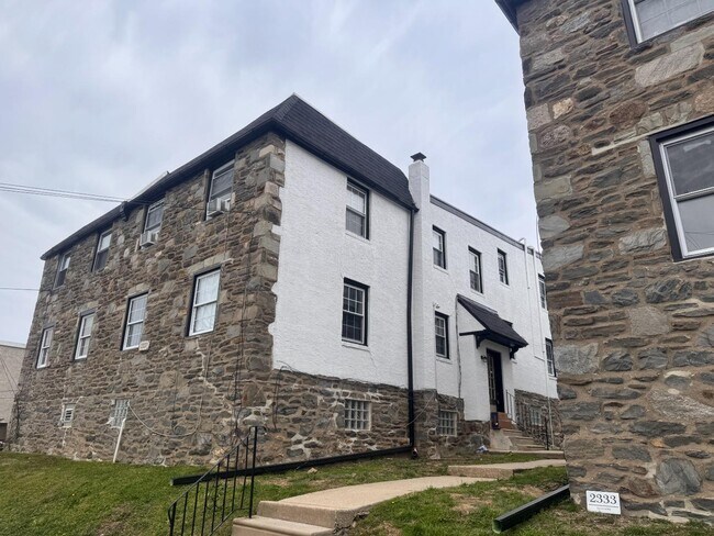 Foto del edificio - 2339 Haverford Rd