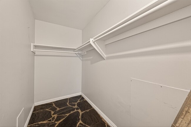 Building Photo - 9029 Gaylord Dr