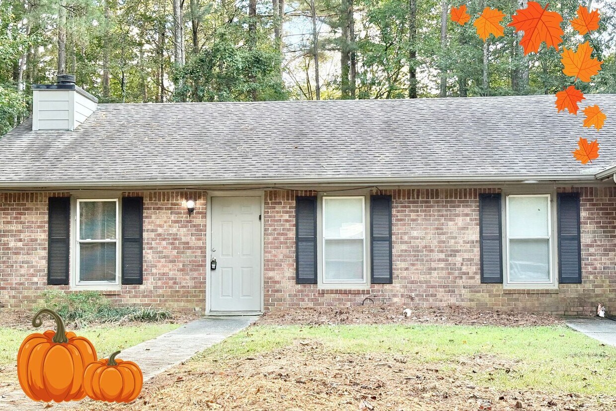 Foto principal - Welcome to this charming 2-bedroom, 1-bath...