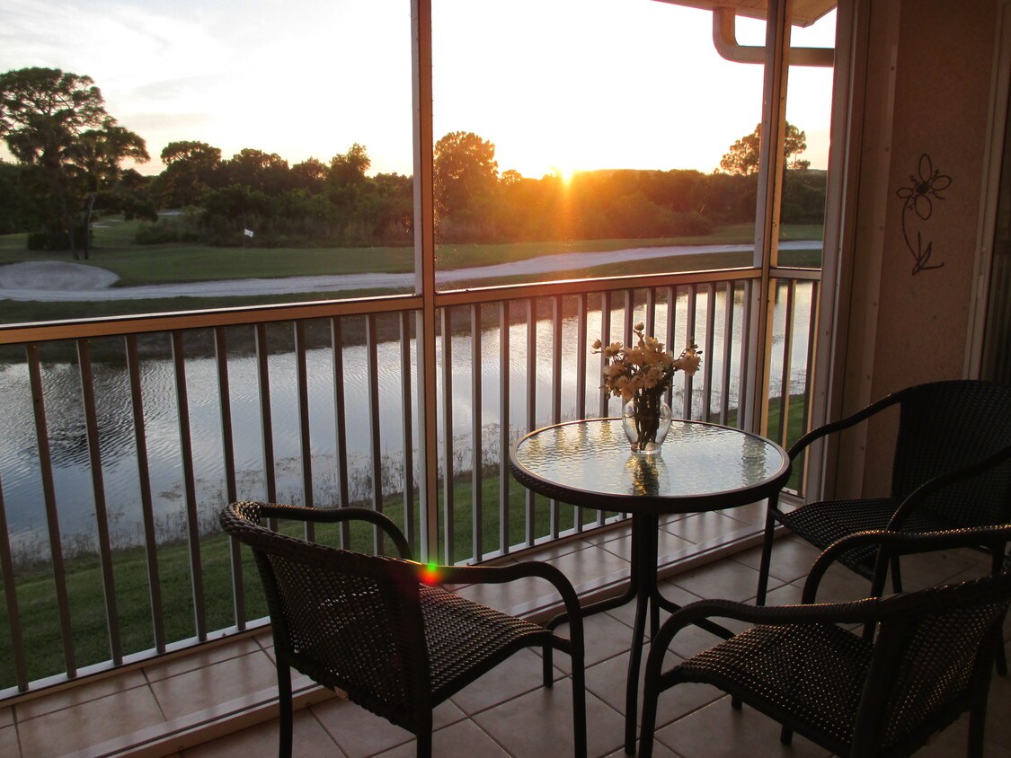 Primary Photo - 9620 Rosewood Pointe Ter