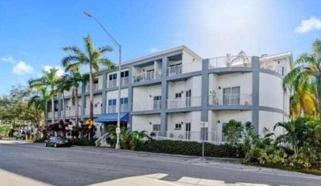 Photo - 2734 Bird Ave Apartments