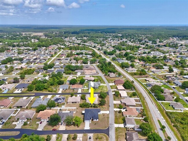 Foto del edificio - 31 Louvet Ln