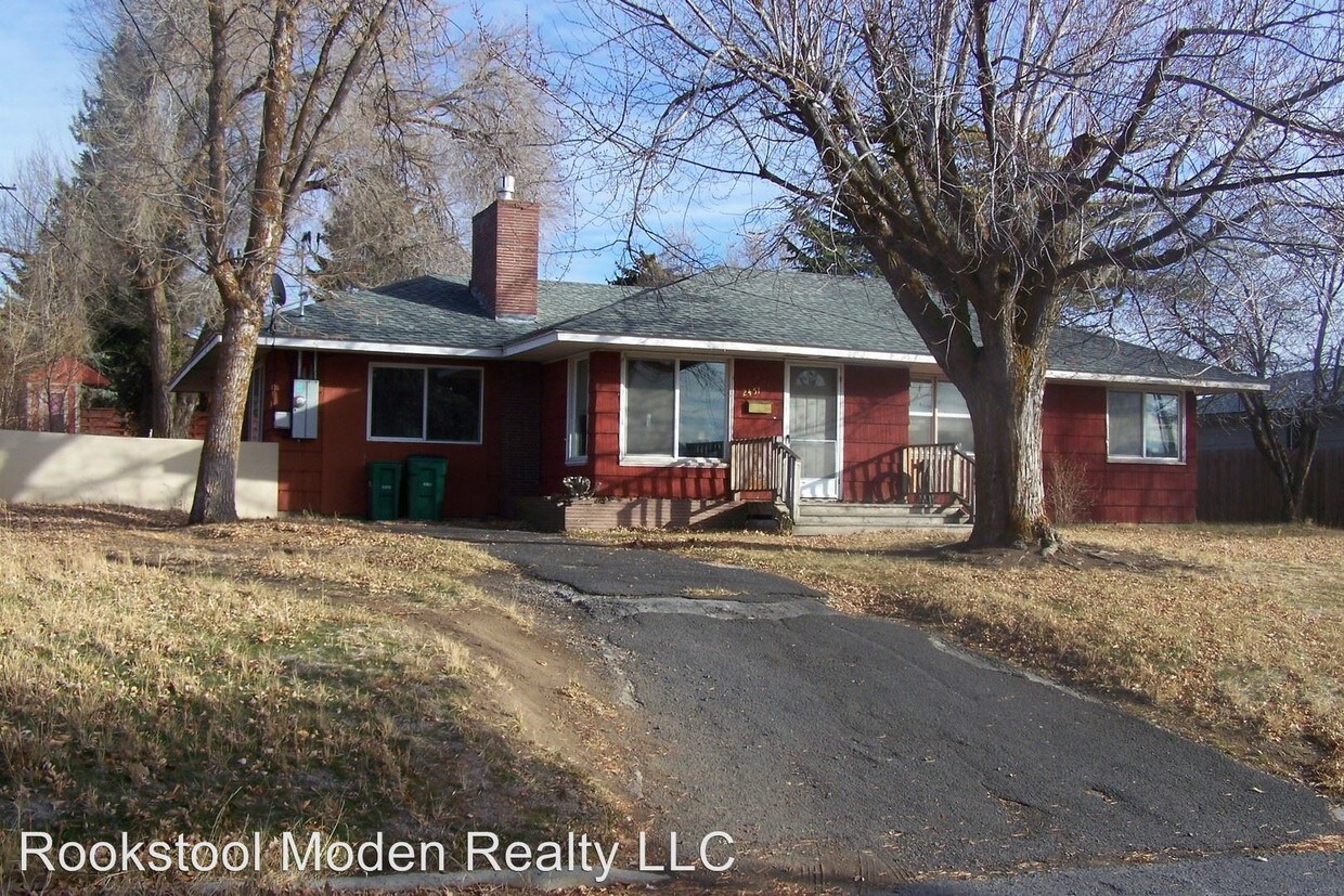 Foto principal - 3 br, 1 bath House - 2451 Corvallis