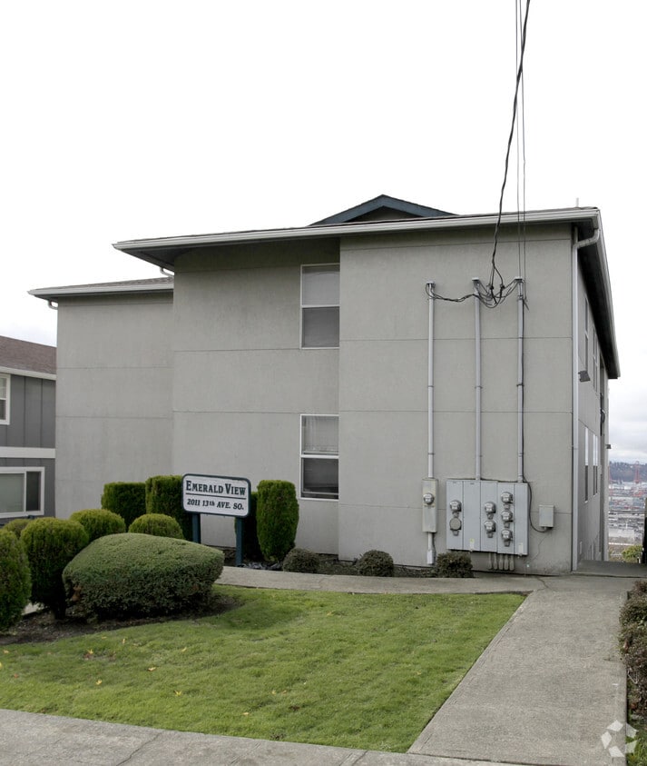 Building Photo - 2011 13th Ave S