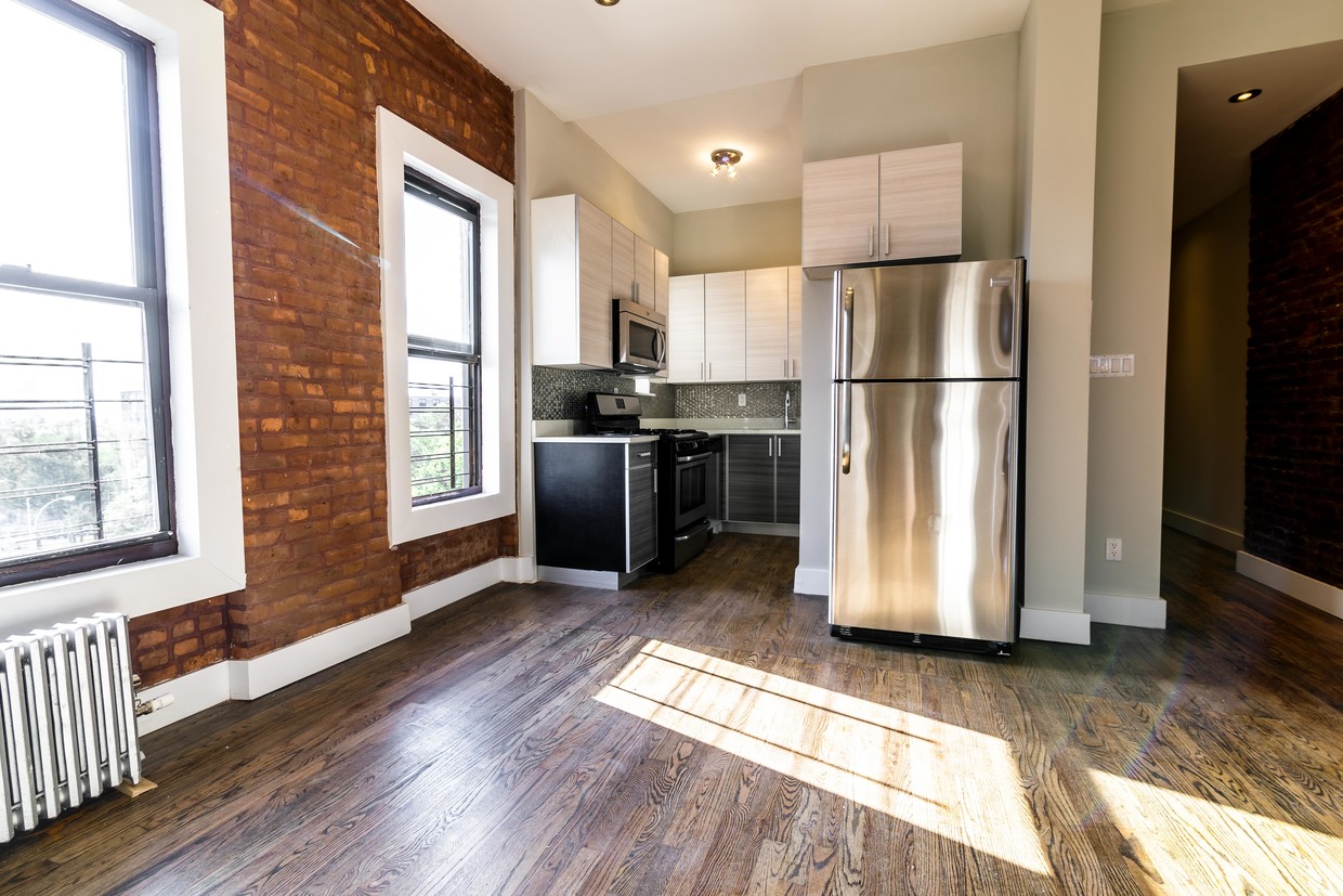 Foto principal - 934 Myrtle Ave