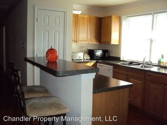 Building Photo - 3 br, 2 bath House - 201 Sykes Ave
