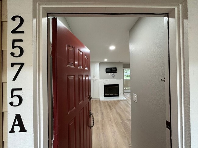 Sophisticated 2BR Walnut Creek Residence –... - Sophisticated 2BR Walnut Creek Residence –... Apartment