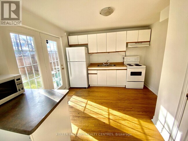 Photo du bâtiment - 43 Walter Ave