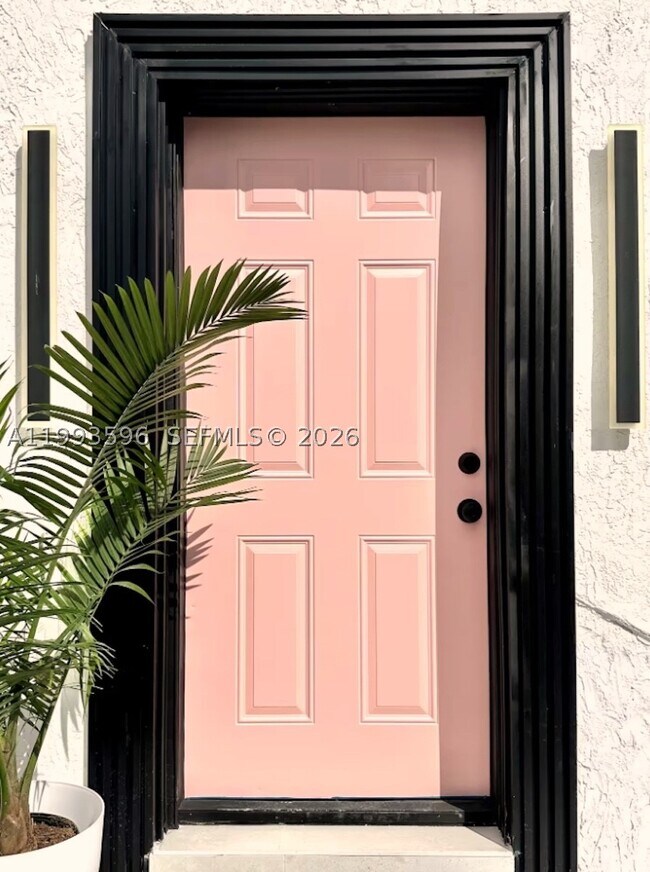 Foto del edificio - 745 NW 47th St