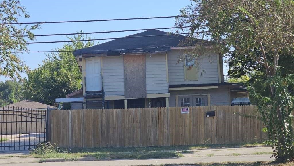 Foto del edificio - 6502 W Montgomery Rd