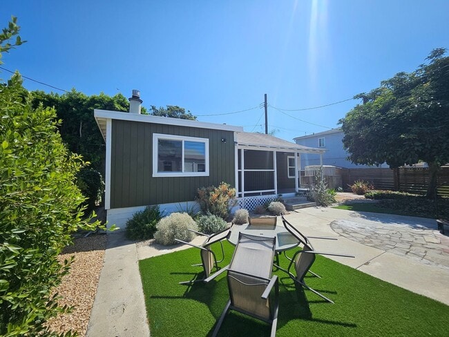Building Photo - Chandler Properties