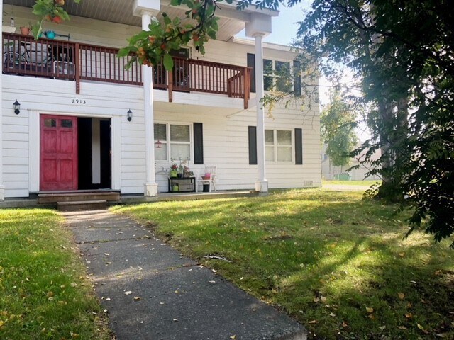 Foto del edificio - 2913 Telequana Dr