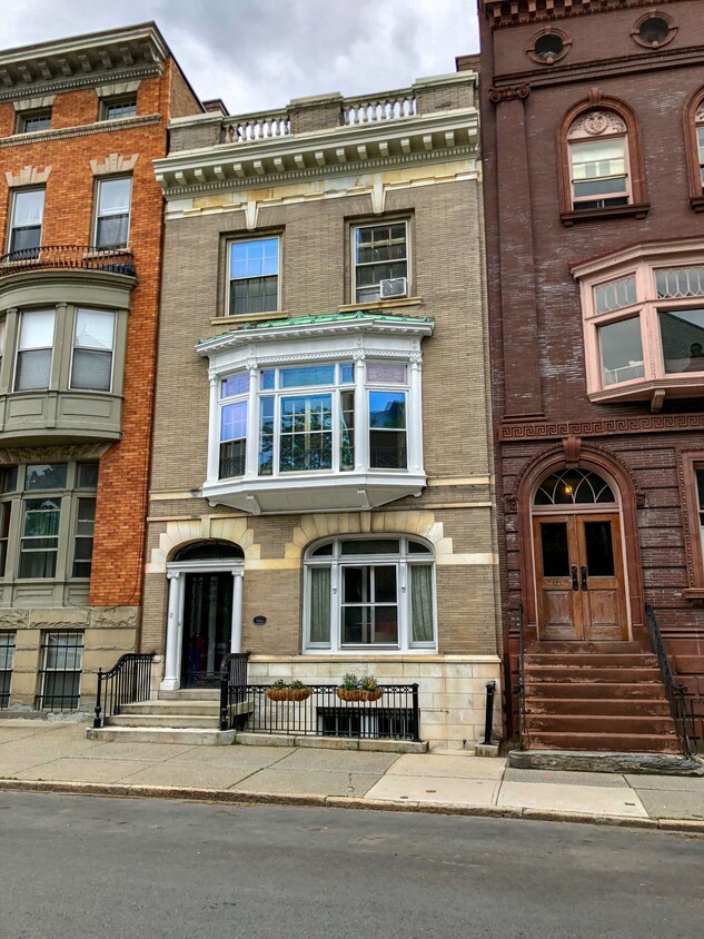 Foto principal - 375 State Street