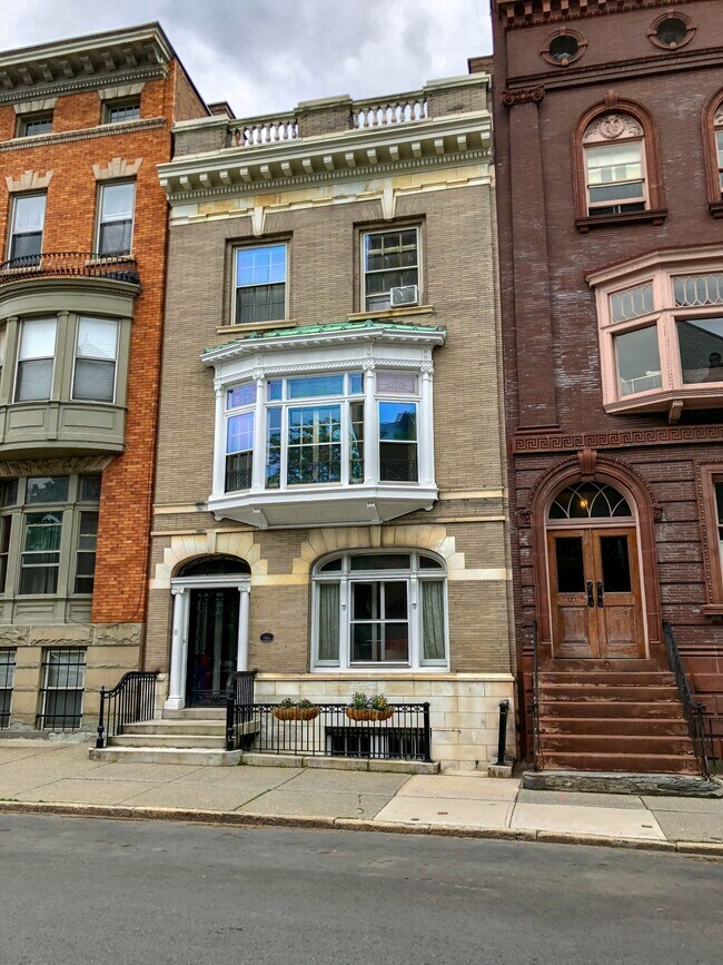 Building Photo - 375 State Street