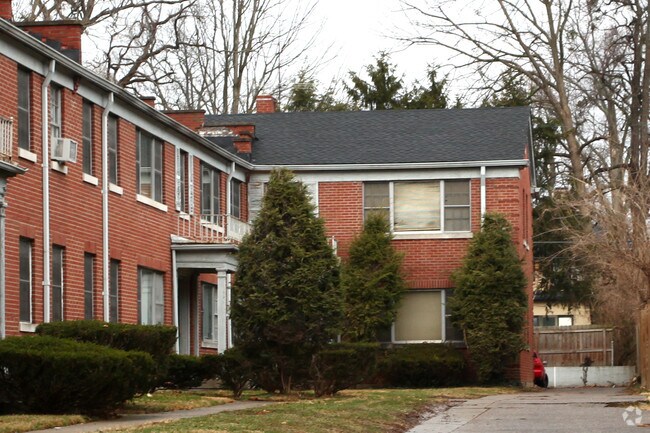 Foto del edificio - 2079 Douglass Blvd