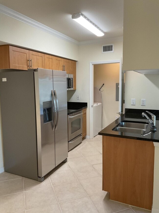 Foto del edificio - 6410 Emerald Dunes Dr