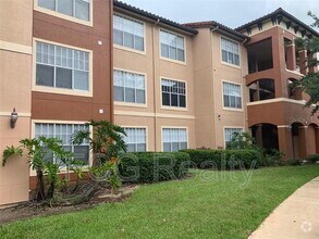 Building Photo - 5530 Metrowest Blvd
