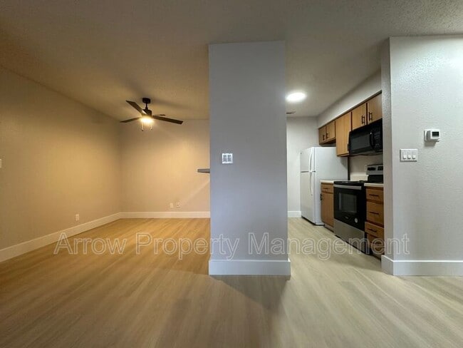 Building Photo - 2354 N 44th St
