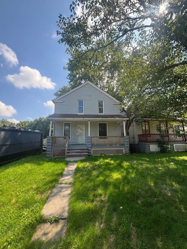 Building Photo - 3457 E 149th St