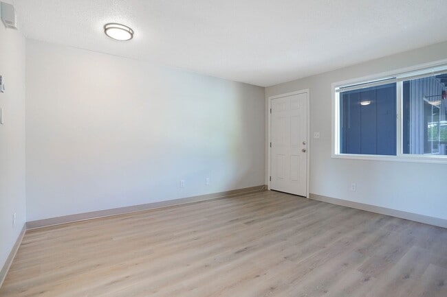 Interior Photo - The Vicinity