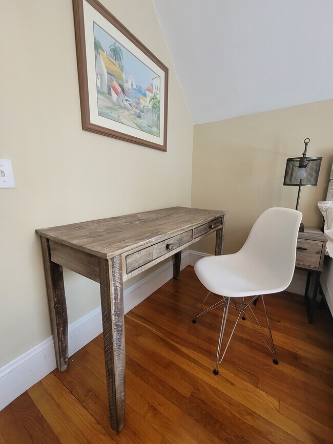 Foto del edificio - 9 Parkwood Ter