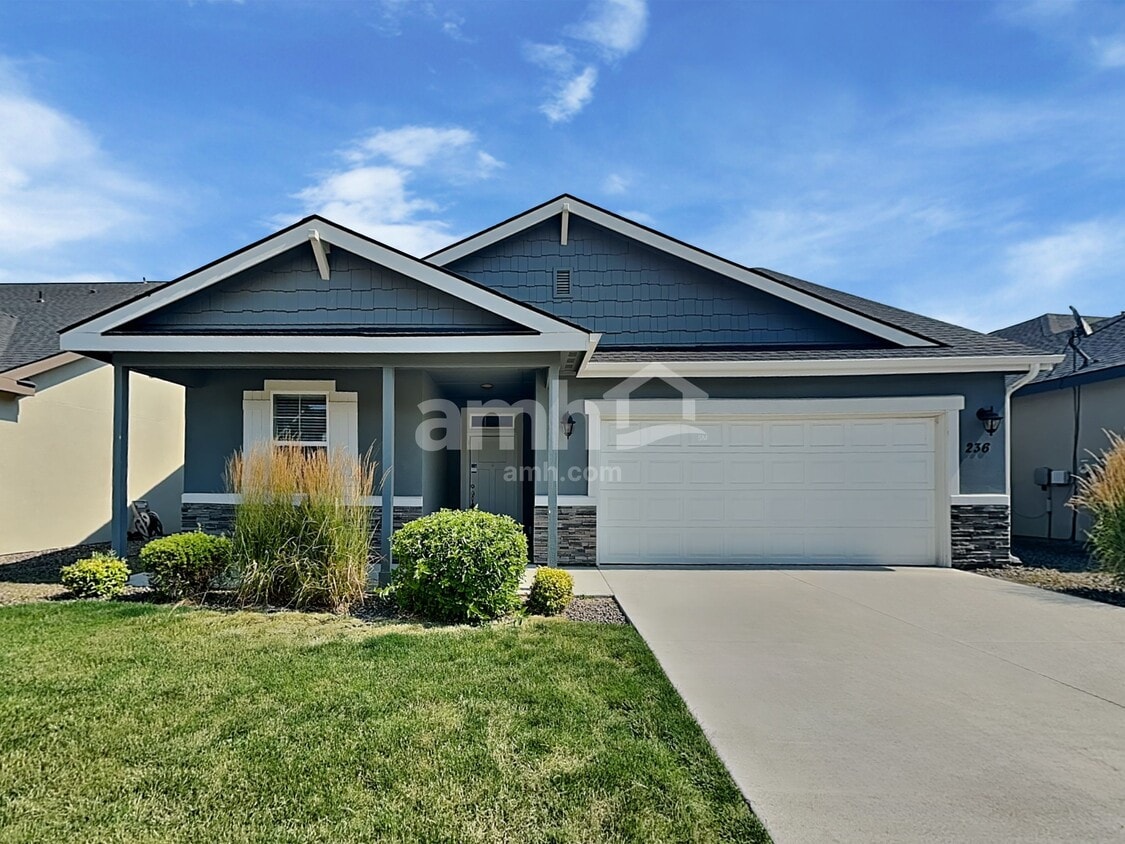 Primary Photo - 236 E Sicily Dr