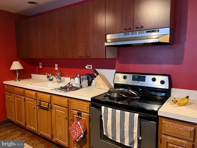 Building Photo - 153 N 3rd St