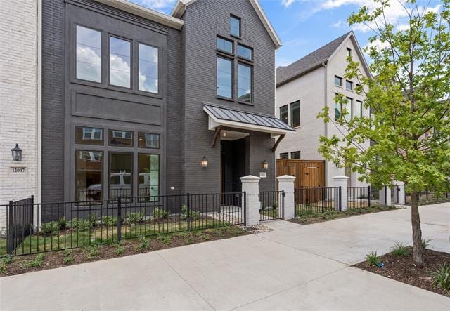 Foto del edificio - 12021 Brubaker Dr