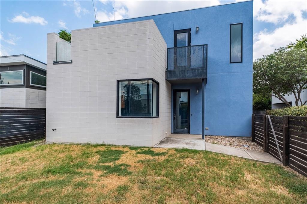 Primary Photo - 1105 Altum St