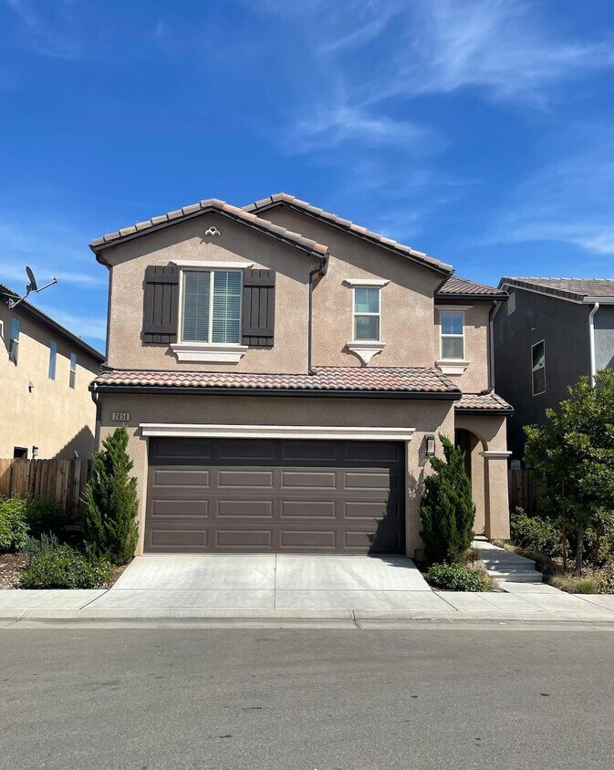 2854 N Sophie Dr, Fresno, CA 93727 House Rental in Fresno, CA
