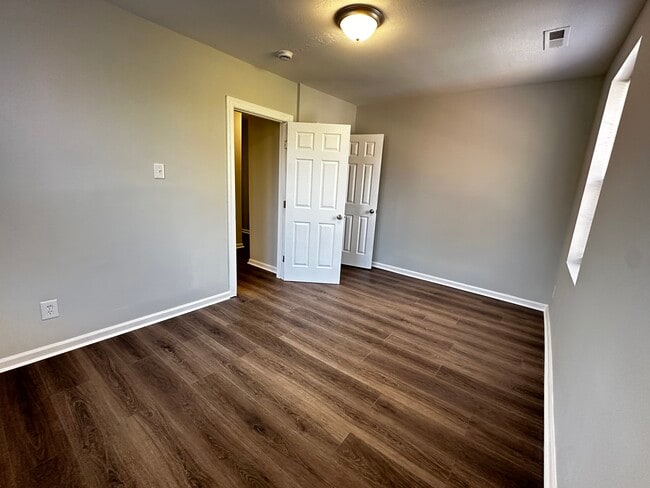 Foto del edificio - SE Duplex