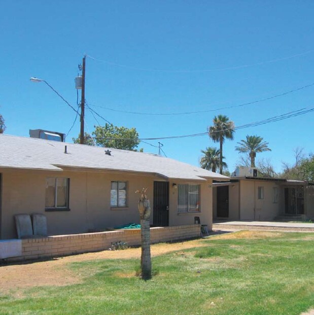 Side of Building - Heatherbrae Apartments