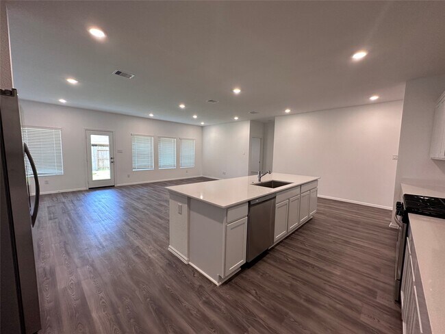 Building Photo - 26622 Castiel Dr