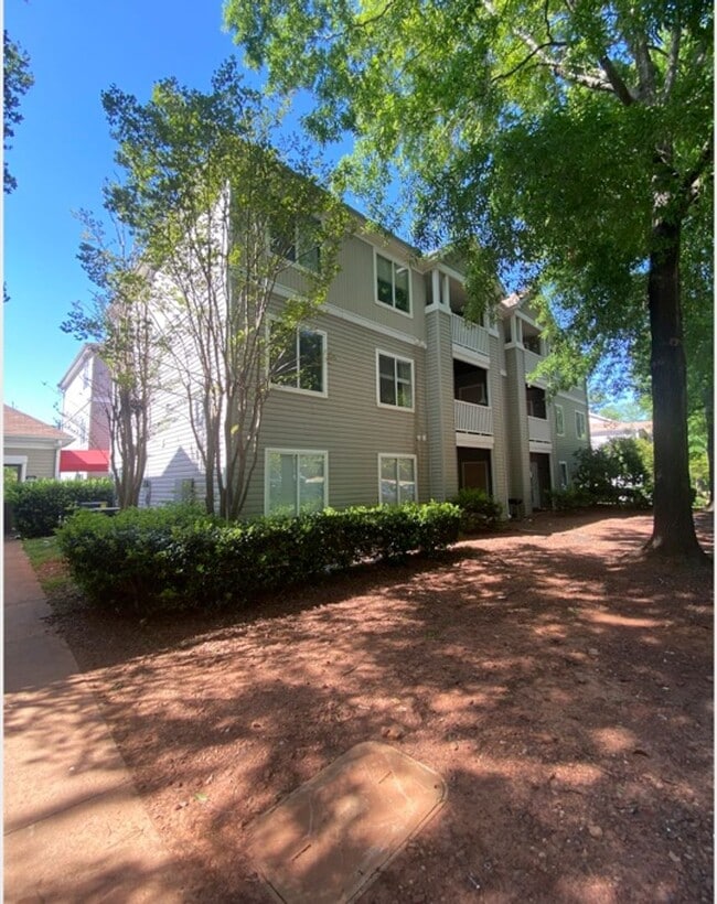 Building Photo - 1251 University Ct Building Photo - 1251 University Ct