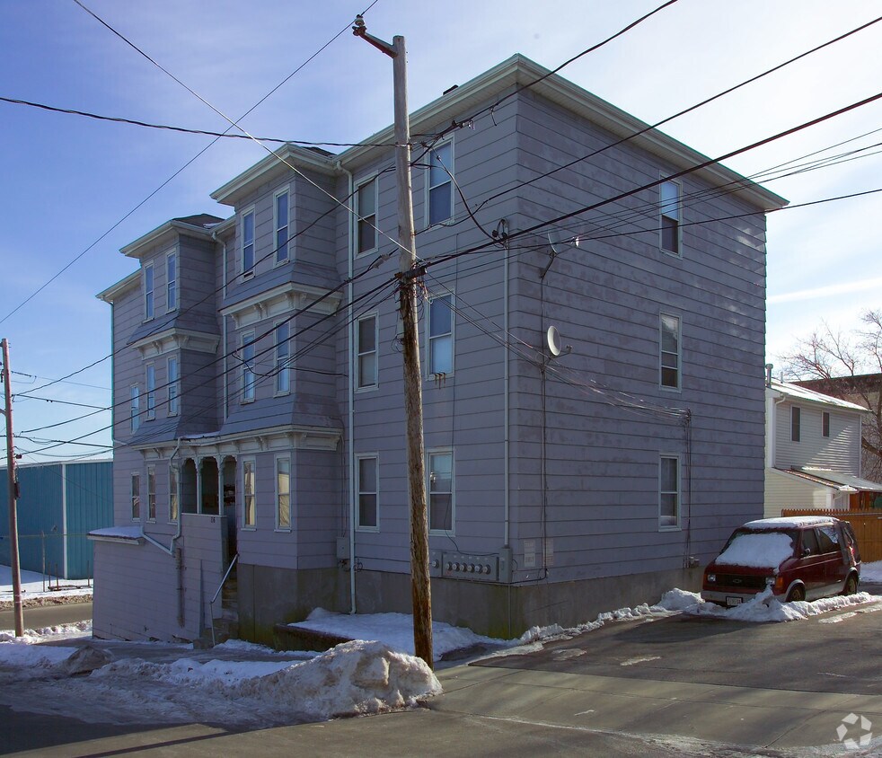 Building Photo - 116 Lonsdale St