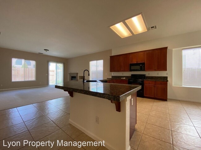 Foto del edificio - 3 br, 2 bath House - 3801 Innovator Drive