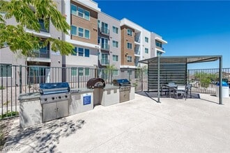 Building Photo - 100 E Warm Springs Rd