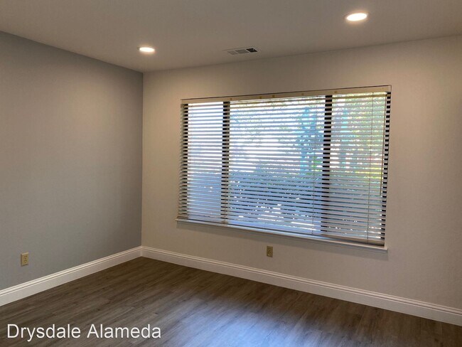 Building Photo - 2 br, 2 bath House - 201 Lagunaria Lane