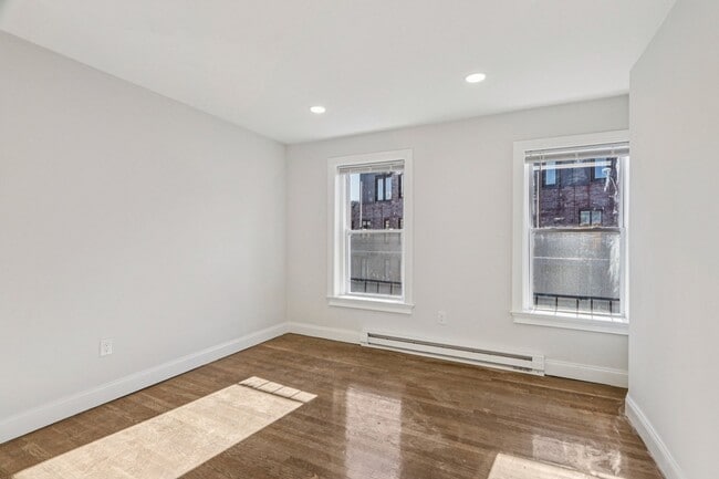 Bedroom - 529 Beacon Street