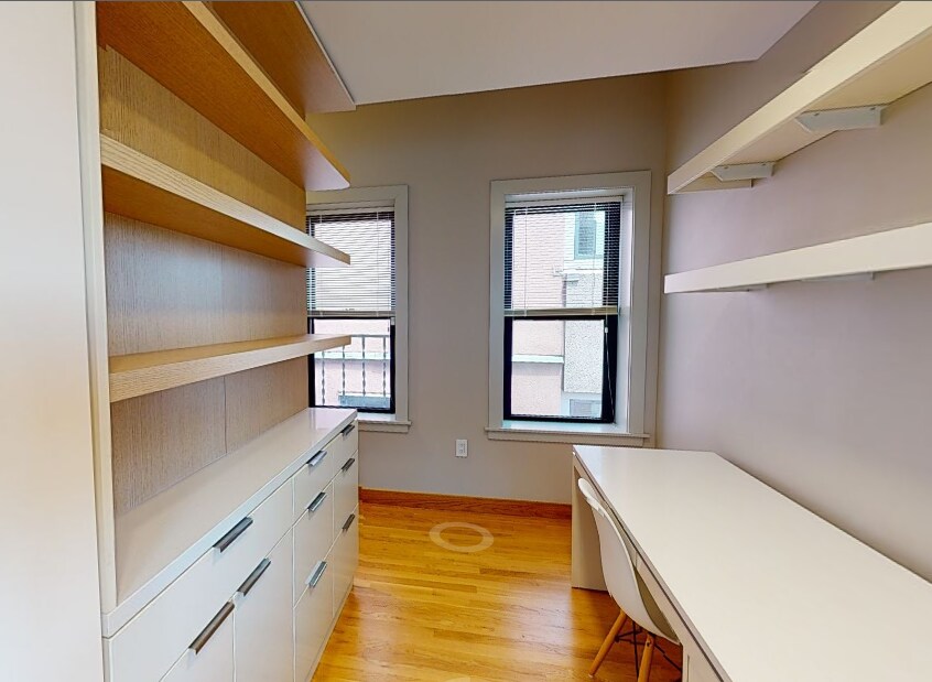 Foto del edificio - 116 Mount Auburn St