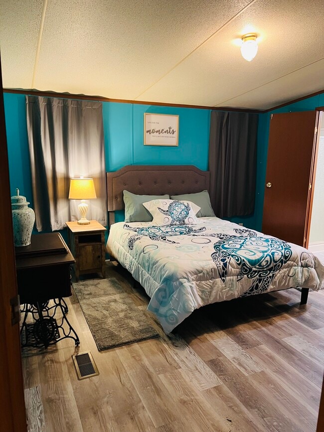 Foto del edificio - 3555 Willis Wharf Rd