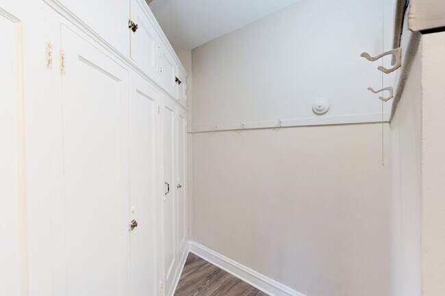 Interior Photo - Windermere House