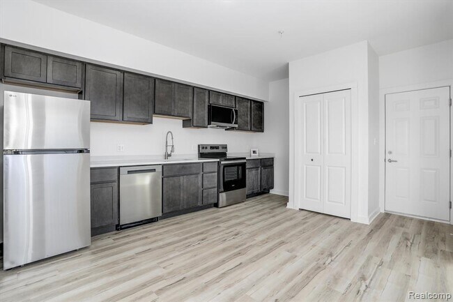 Foto del edificio - 799 E Grand Blvd