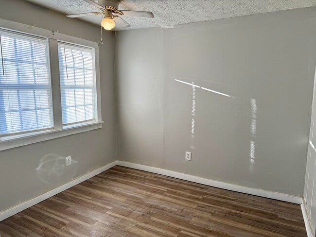 Foto del edificio - 51 Shields Ln