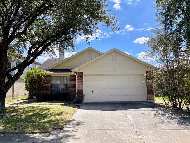 Foto del edificio - 15303 Kellerwood Dr