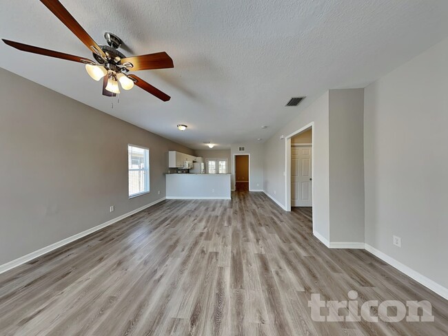 Foto del edificio - 3625 16th St Ct E