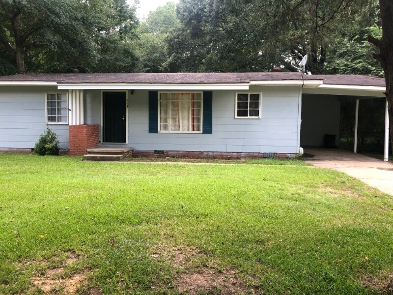 3063 Oak Forest Dr, Jackson, MS 39212 House Rental in Jackson, MS