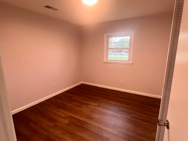 Building Photo - 10407 Brentlinger Ln