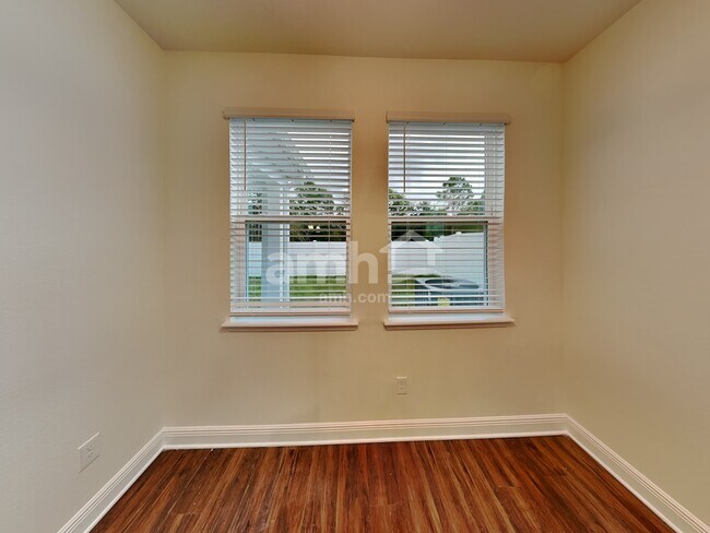 Building Photo - 2820 Ponds Trl